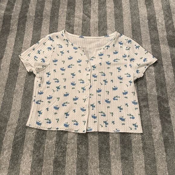 Crop top - Picture 1 of 3